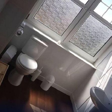 Oyo Gothenburg Hotel Дънфърмлин Екстериор снимка